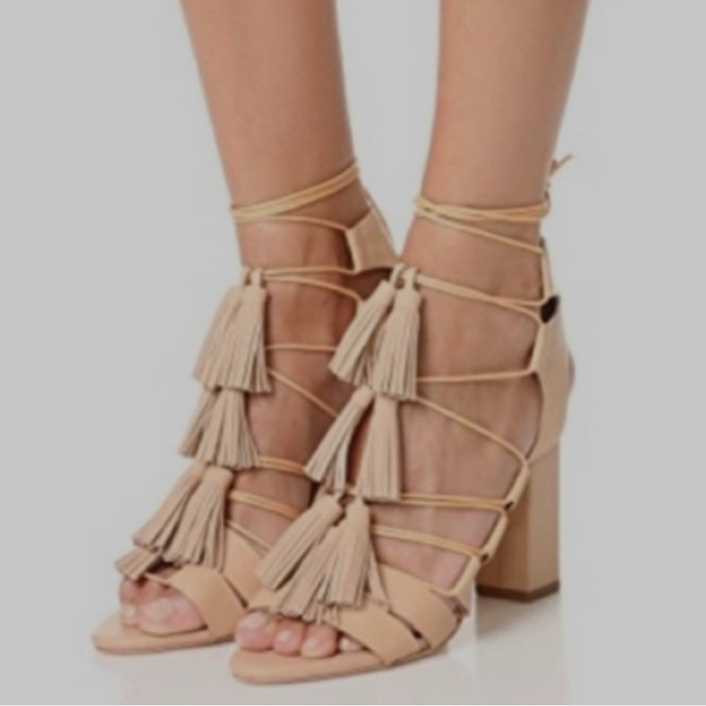Loeffler Randall Luz Tassel (US Size 10)